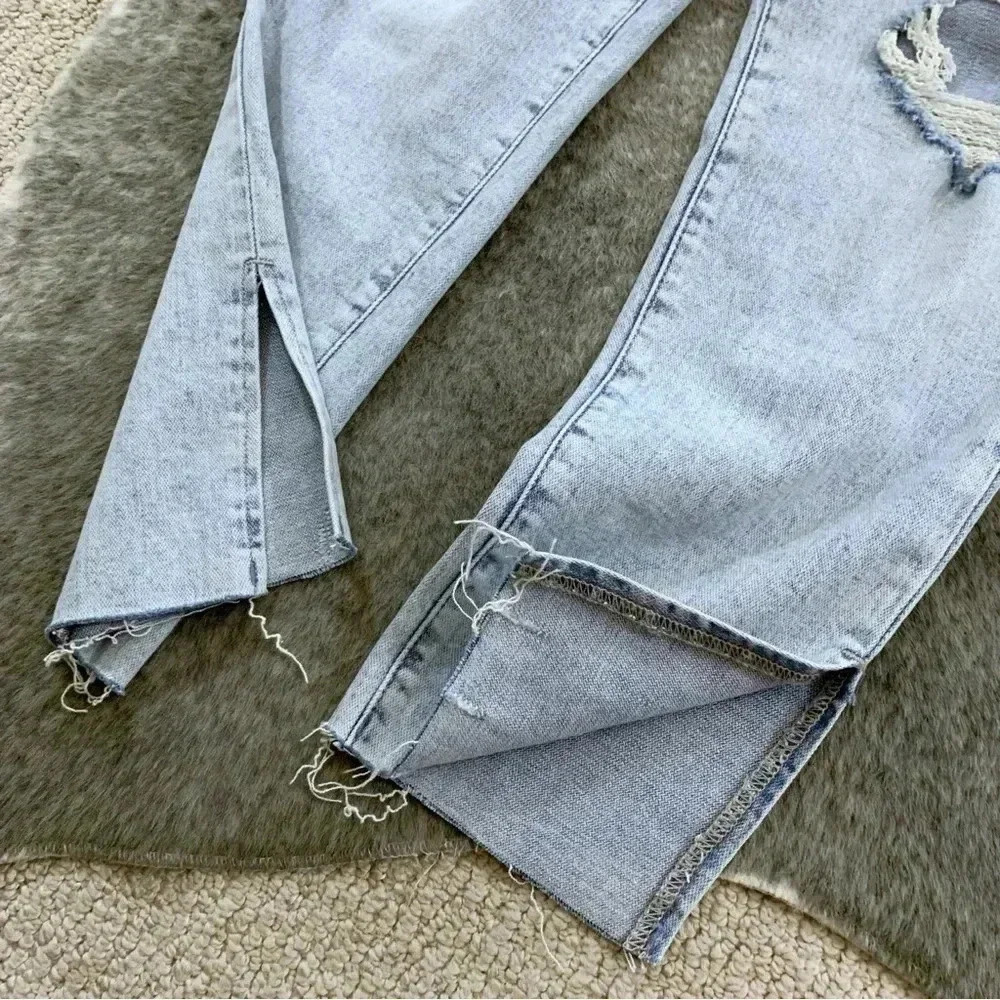 NWT High-Rise Curvy OG Straight Ankle Jeans - Picture 9 of 14